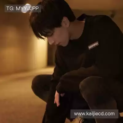 罗辰羿